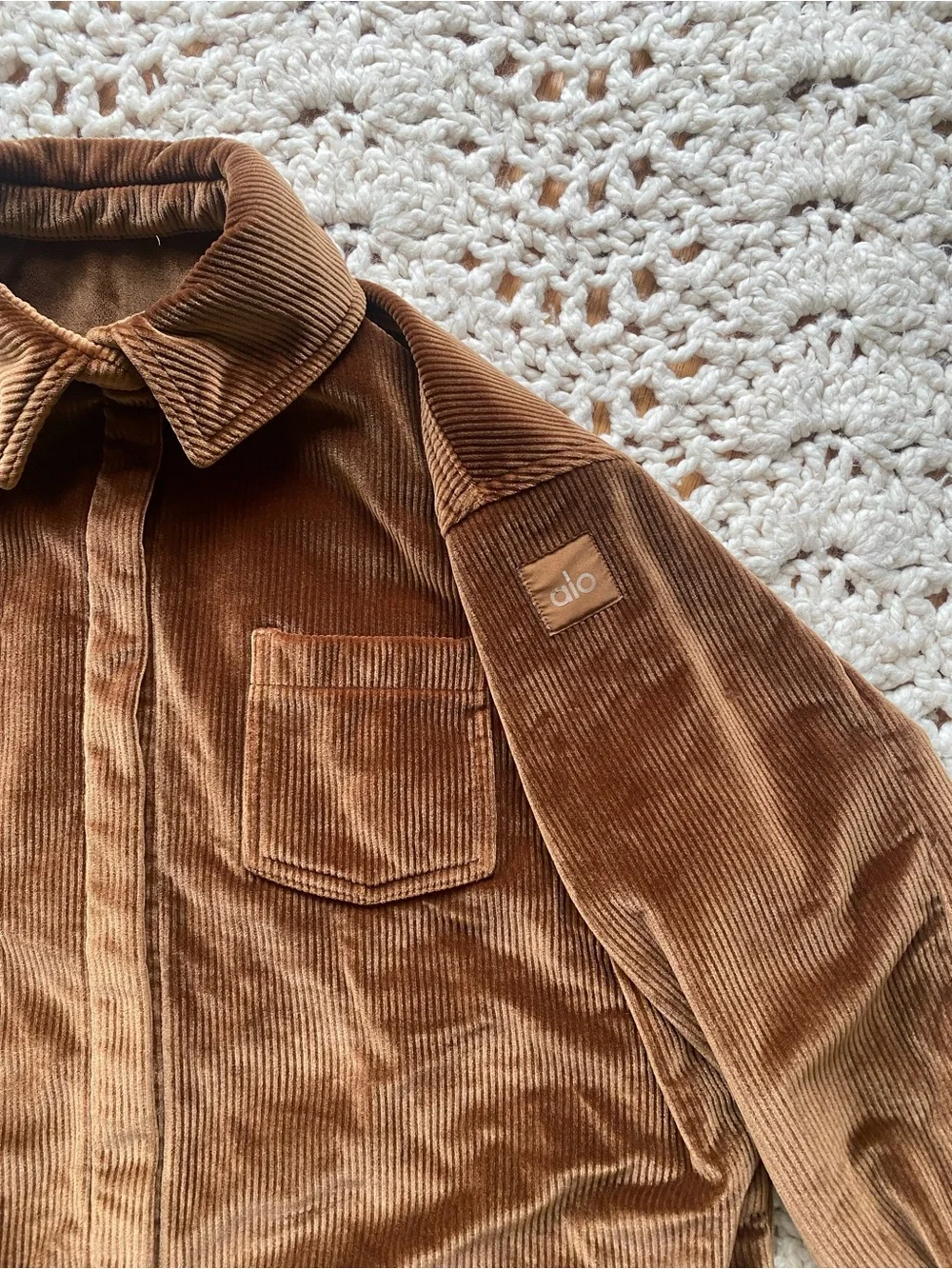 ALO Yoga Mountainside Velour Shacket in Cinnamon Brown - Picture 2 of 14
